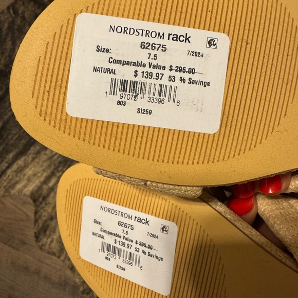 Stuart Weitzman Crossover Raffia Slide Sandal - Picture 5 of 6